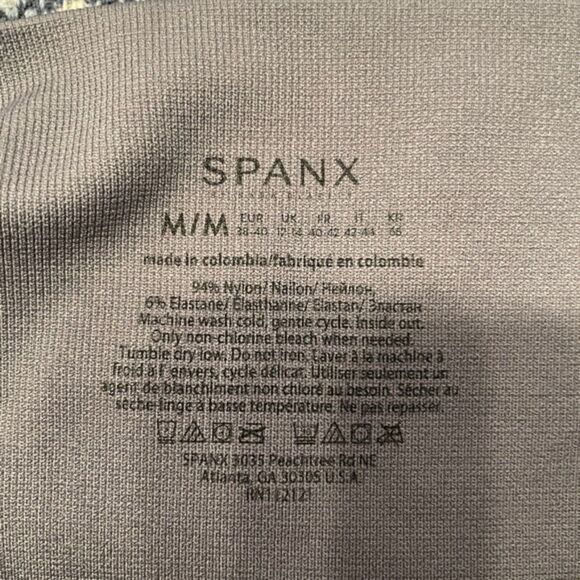 Spanx Look At Me Now Camo Seamless Cropped Leggings Size Medium - Picture 6 of 7